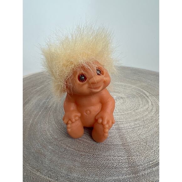 DAM Troll 2.5” Infant Baby Blond Hair 1985 Adorable Norfin Troll Babies - Picture 1 of 4